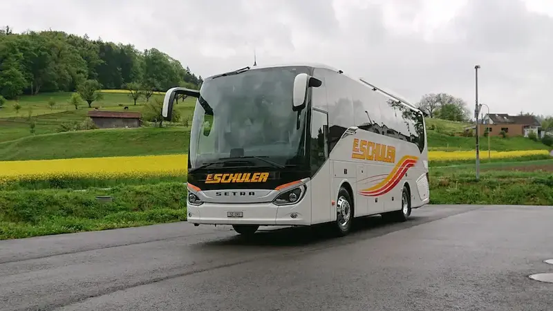 Bus Fahrschule – Kategorie D1 und D Fahrstunden mit Driving Team
