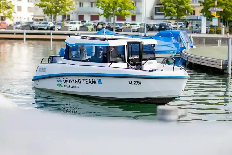 Motorboot Fahrschule Zürichsee - Kategorie A mit Driving Team